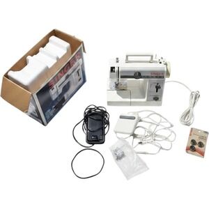 Singer Featherweight 322 Sewing Machine Compact Free Arm Zig Zag Box bobbins